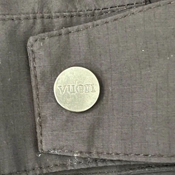 Vuori Women Palisades Rain Jacket Color Dark Oregano Black Size Medium - Picture 6 of 9